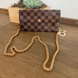 **SOLD****Louis Vuitton Crossbody